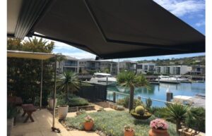 Australia Semi-Cassette Folding Arm Awning