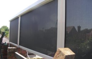 eZip Blind in Clear PVC or Screen fabric
